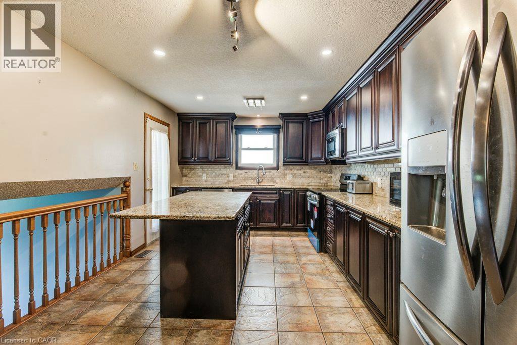 3 Cora Drive, Kitchener, Ontario  N2N 3C6 - Photo 17 - 40856869