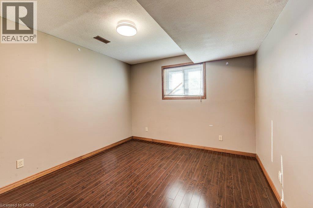 3 Cora Drive, Kitchener, Ontario  N2N 3C6 - Photo 37 - 40856869