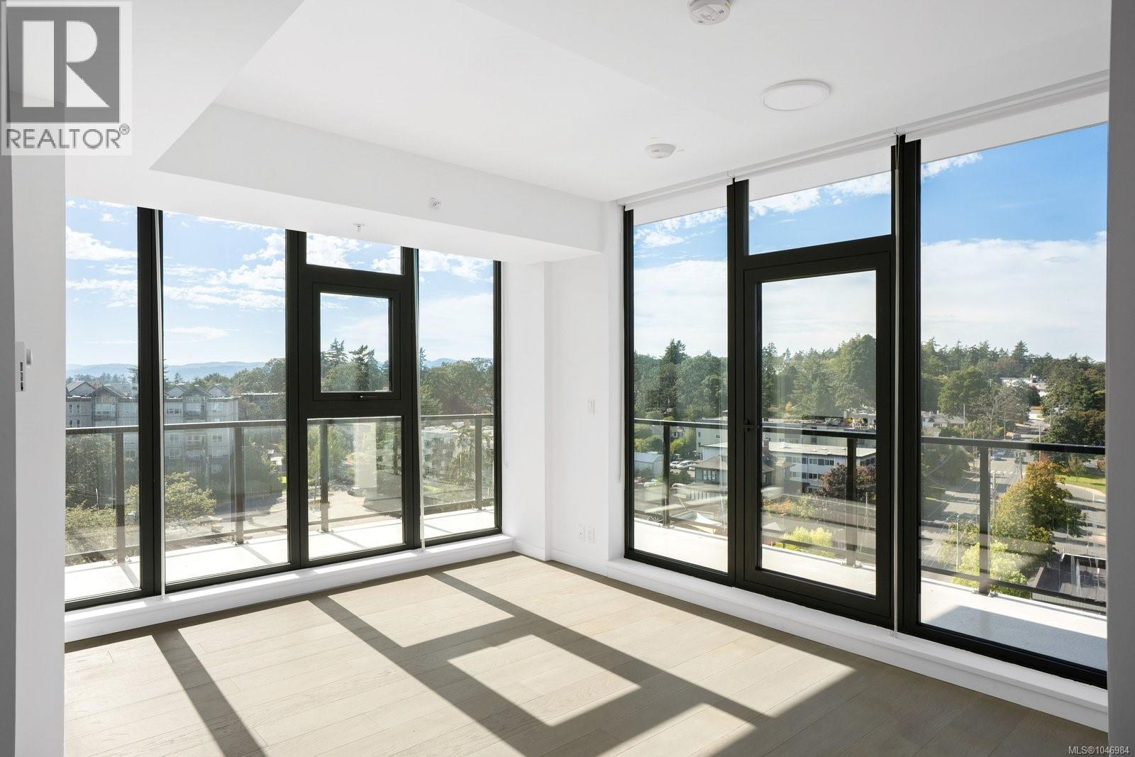 905 899 Esquimalt Rd, Esquimalt, British Columbia V9A 3M5 - Photo 6 - 1046984