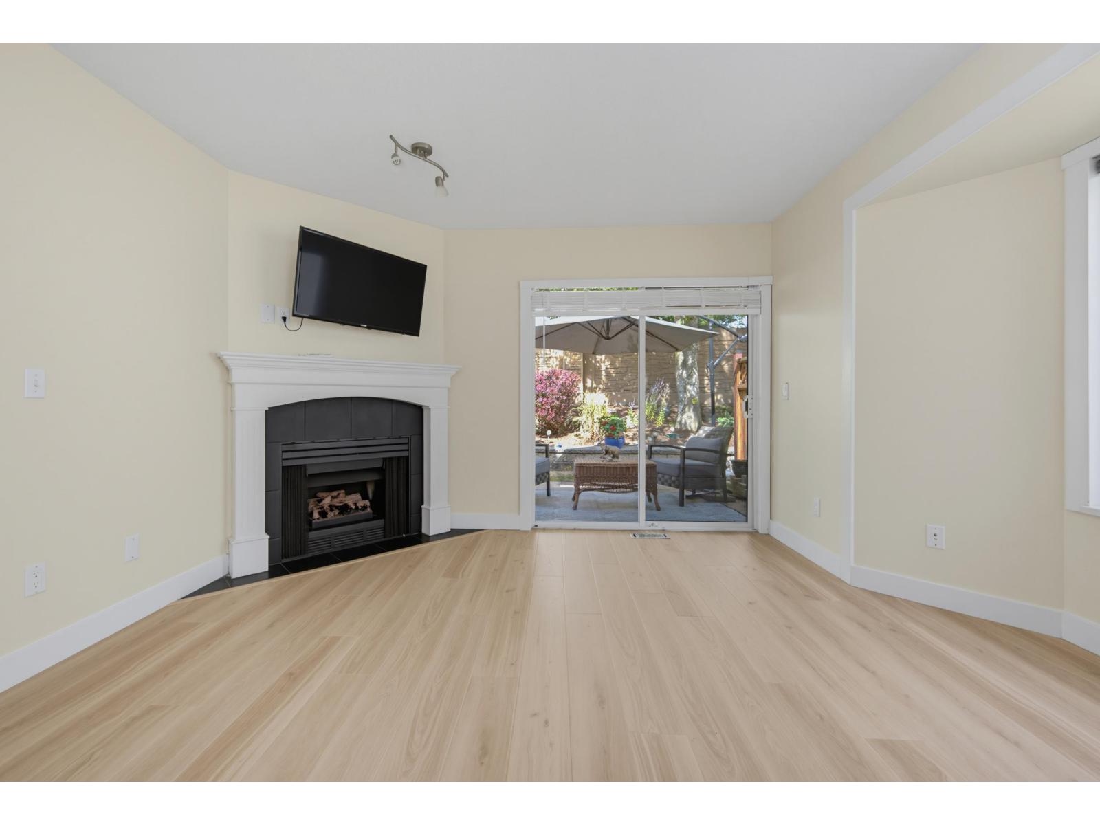 8 21928 48 Avenue, Langley, British Columbia  V3A 8H1 - Photo 12 - R3157676