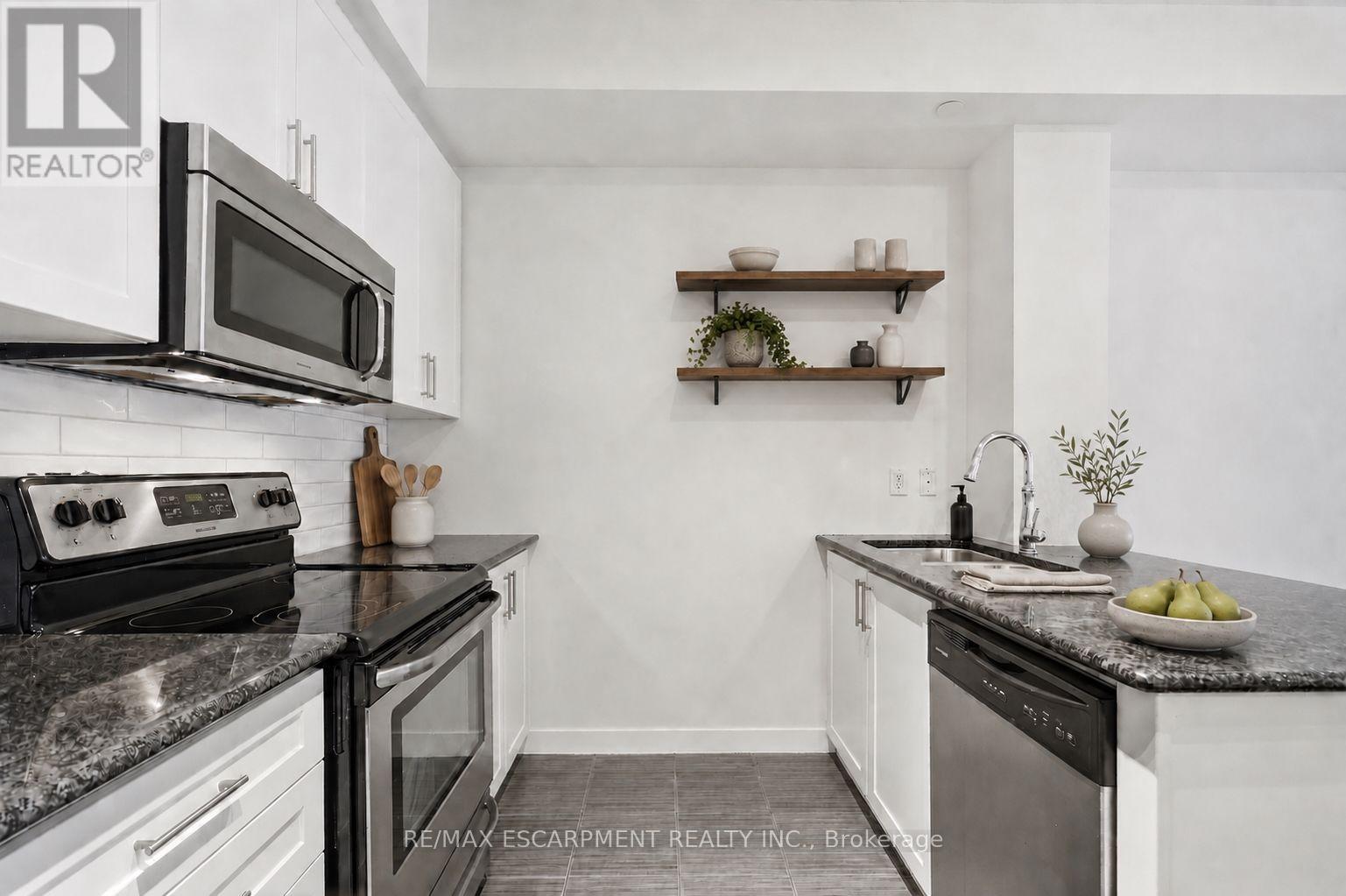 201 - 90 Charlton Avenue W, Hamilton, Ontario  L8P 0B4 - Photo 8 - X13691642