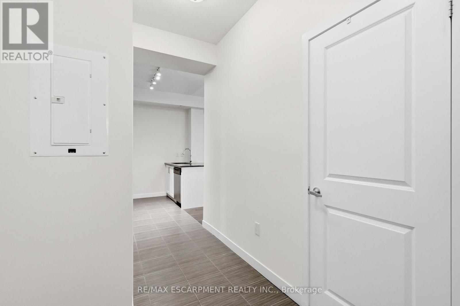 201 - 90 Charlton Avenue W, Hamilton, Ontario  L8P 0B4 - Photo 6 - X13691642