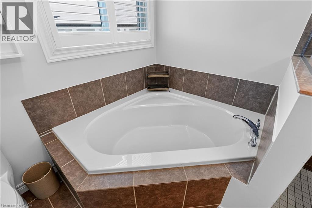 4079 Stadelbauer Drive, Beamsville, Ontario  L3J 0M4 - Photo 24 - 40857504