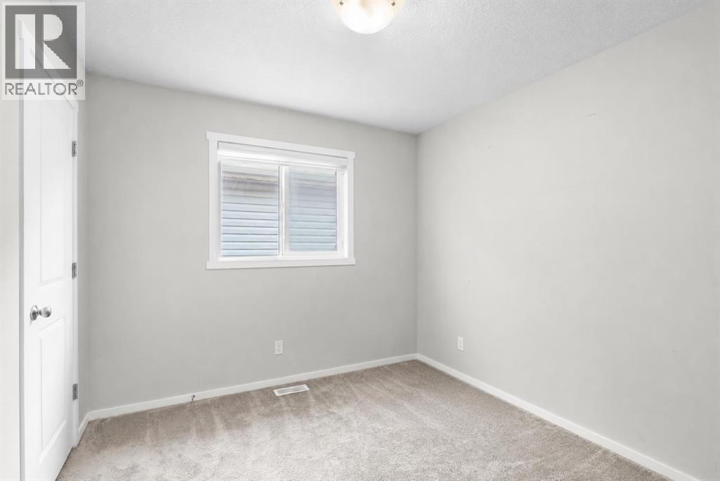 243 Savanna Lane NE, Calgary, Alberta  T3J 0Y9 - Photo 31 - A2338286