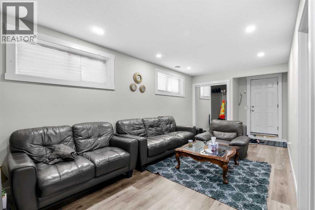 243 Savanna Lane NE, Calgary, Alberta  T3J 0Y9 - Photo 41 - A2338286