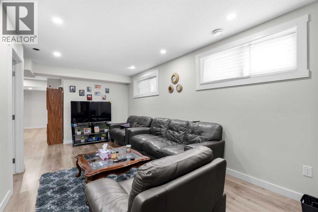 243 Savanna Lane NE, Calgary, Alberta  T3J 0Y9 - Photo 42 - A2338286