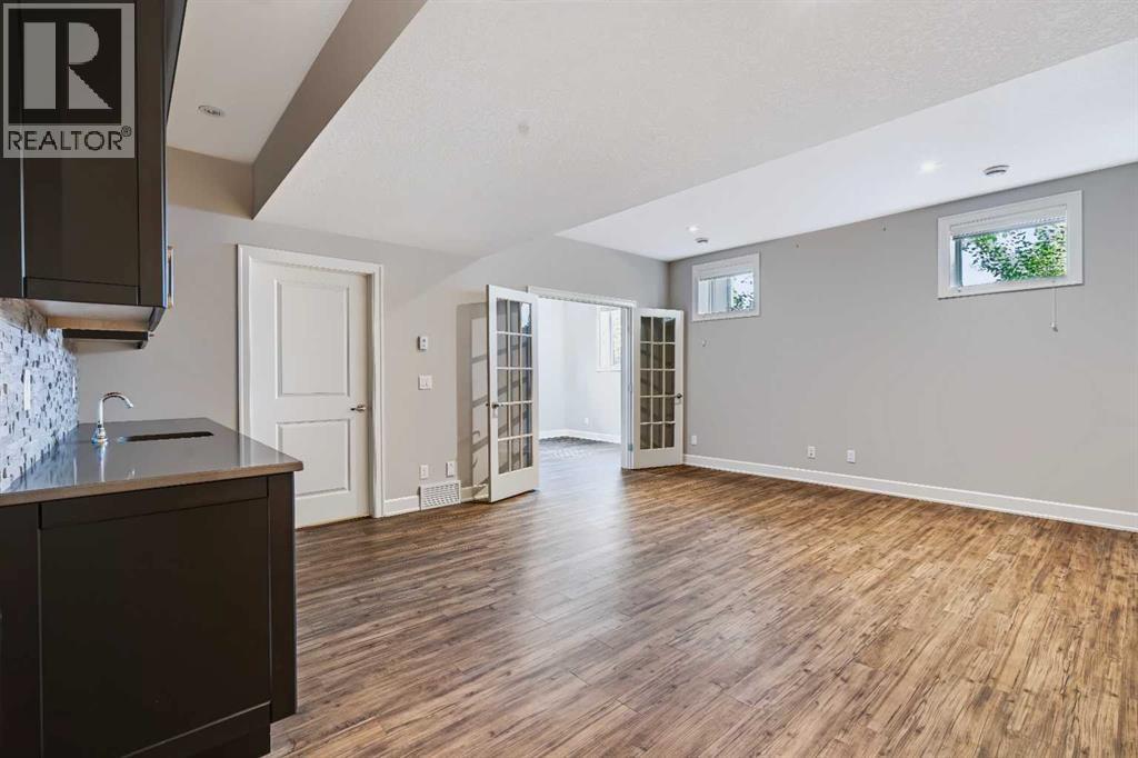 924 East Lakeview Road, Chestermere, Alberta  T1X 1B1 - Photo 31 - A2338857