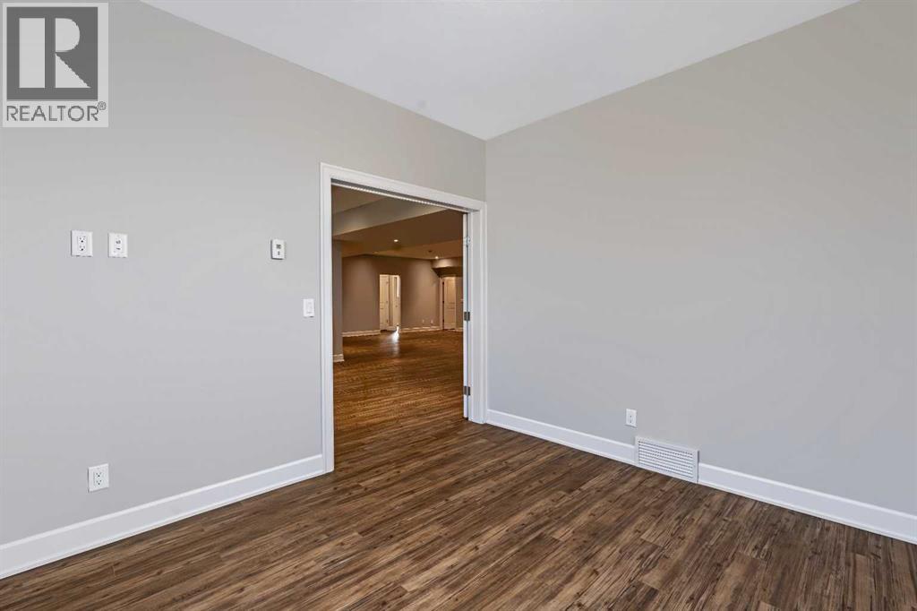 924 East Lakeview Road, Chestermere, Alberta  T1X 1B1 - Photo 43 - A2338857