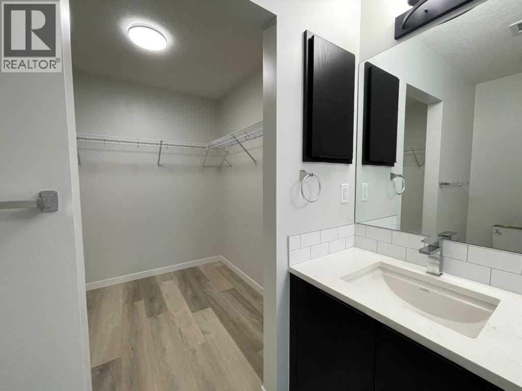 2304, 42 Cranbrook Gardens SE, Calgary, Alberta  T3M 3N9 - Photo 13 - A2338391