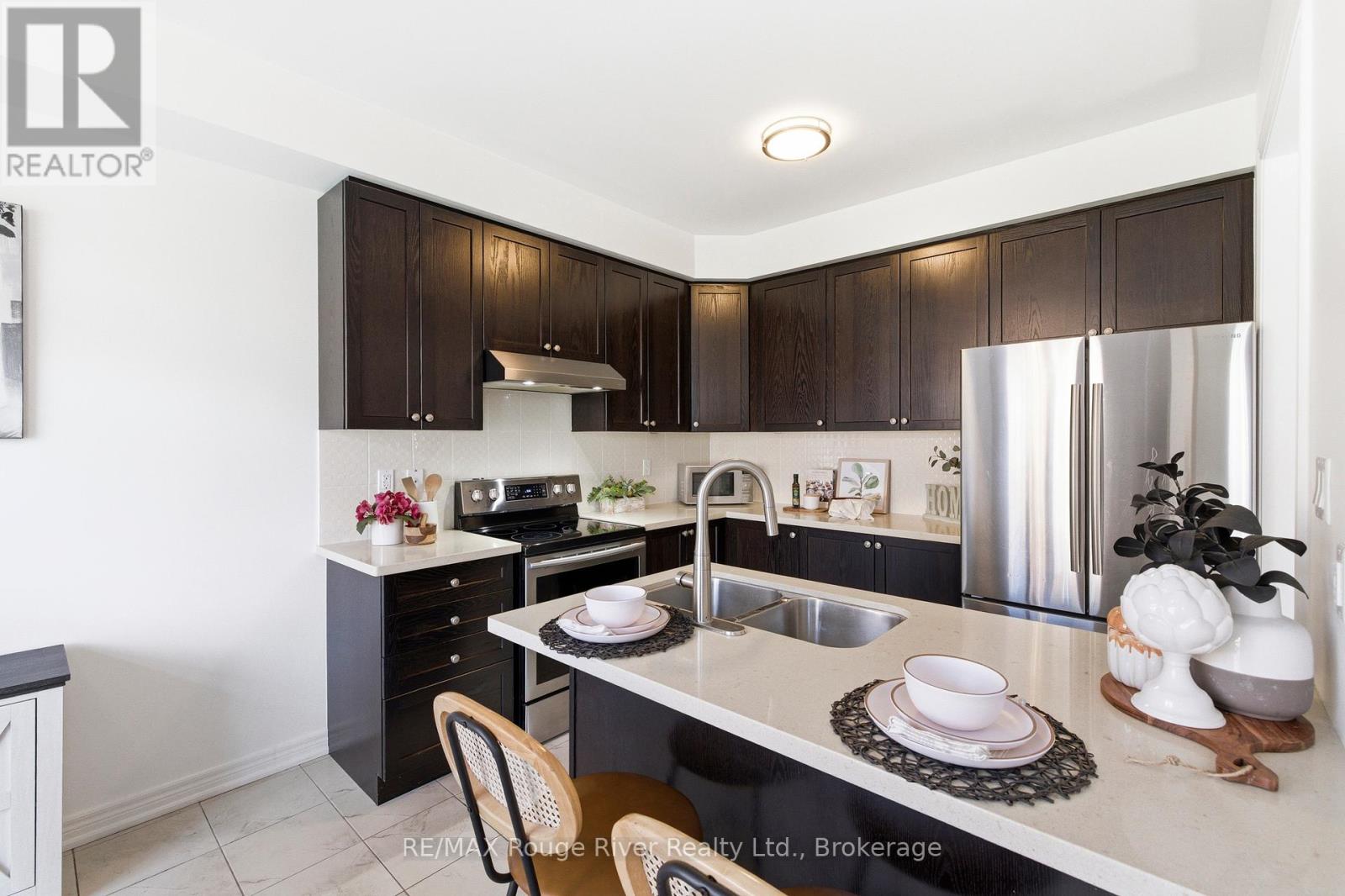 84 Fred Jackman Avenue, Clarington, Ontario  L1C 0T4 - Photo 12 - E13700656