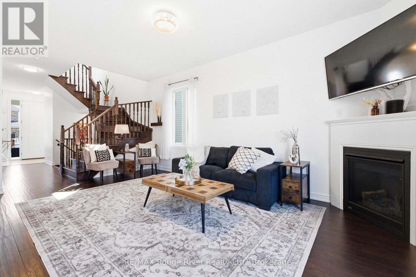 84 Fred Jackman Avenue, Clarington, Ontario  L1C 0T4 - Photo 7 - E13700656