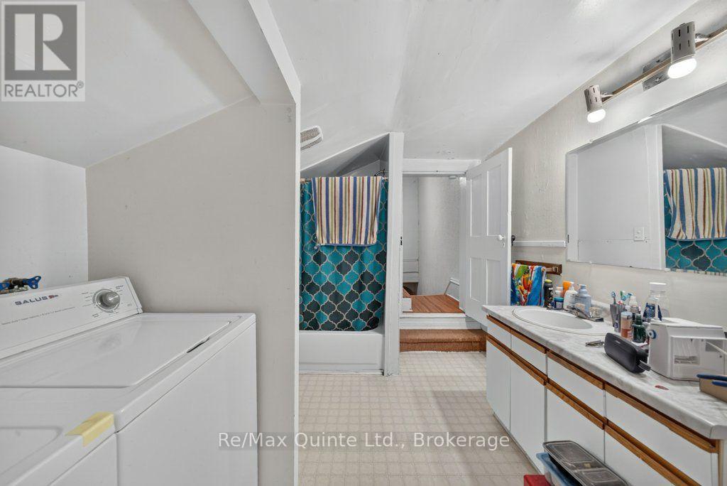 15 Forin Street, Belleville, Ontario  K8N 2H7 - Photo 11 - X13700758