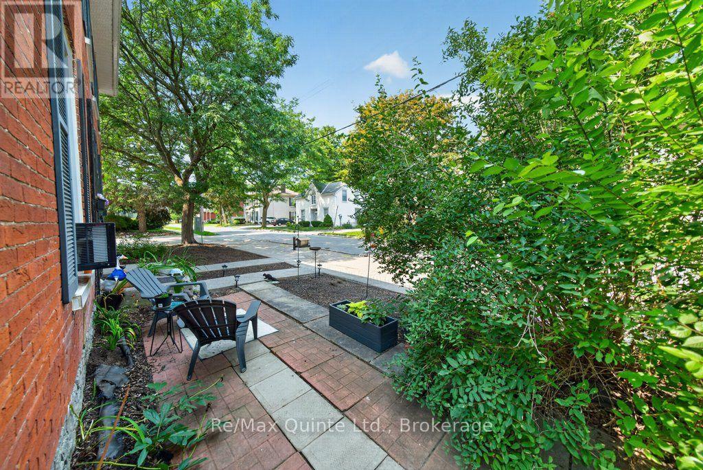 15 Forin Street, Belleville, Ontario  K8N 2H7 - Photo 3 - X13700758