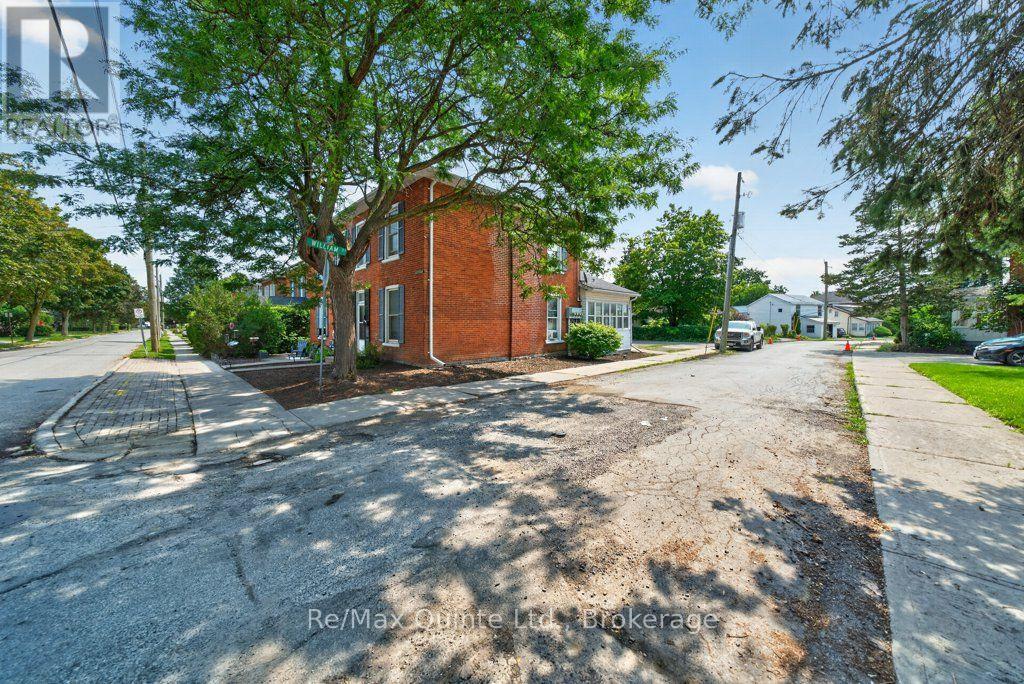 15 Forin Street, Belleville, Ontario  K8N 2H7 - Photo 5 - X13700758