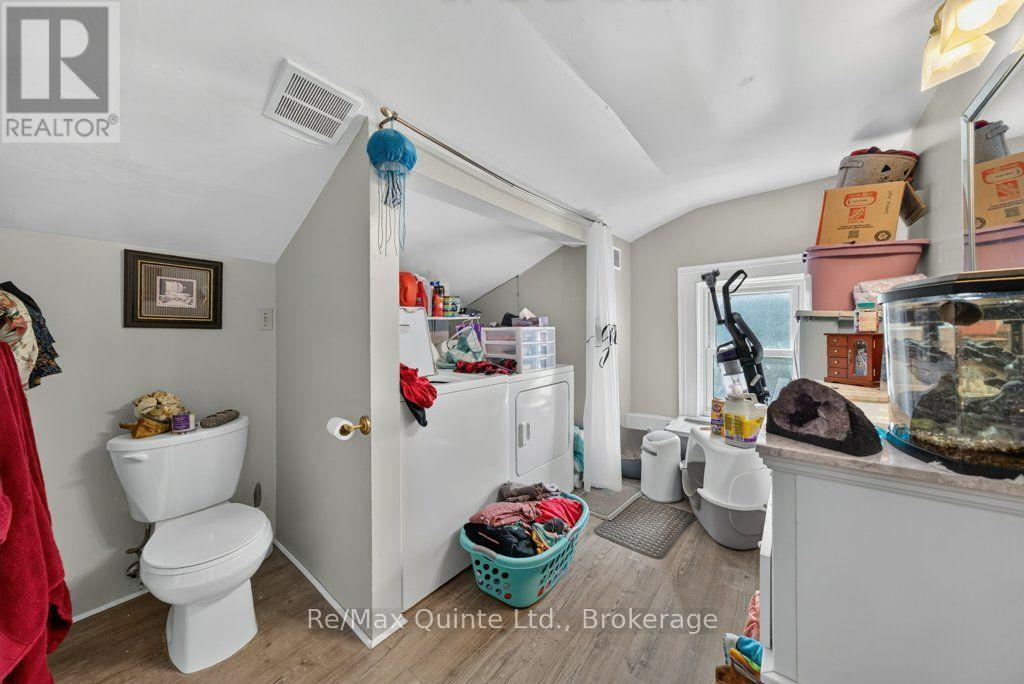 15 Forin Street, Belleville, Ontario  K8N 2H7 - Photo 7 - X13700758