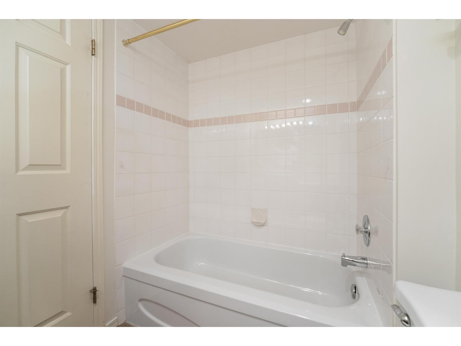 311 5375 205th Street, Langley, British Columbia  V3A 7V7 - Photo 27 - R3157491