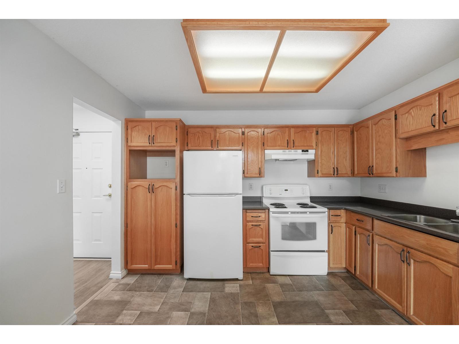 311 5375 205th Street, Langley, British Columbia  V3A 7V7 - Photo 10 - R3157491