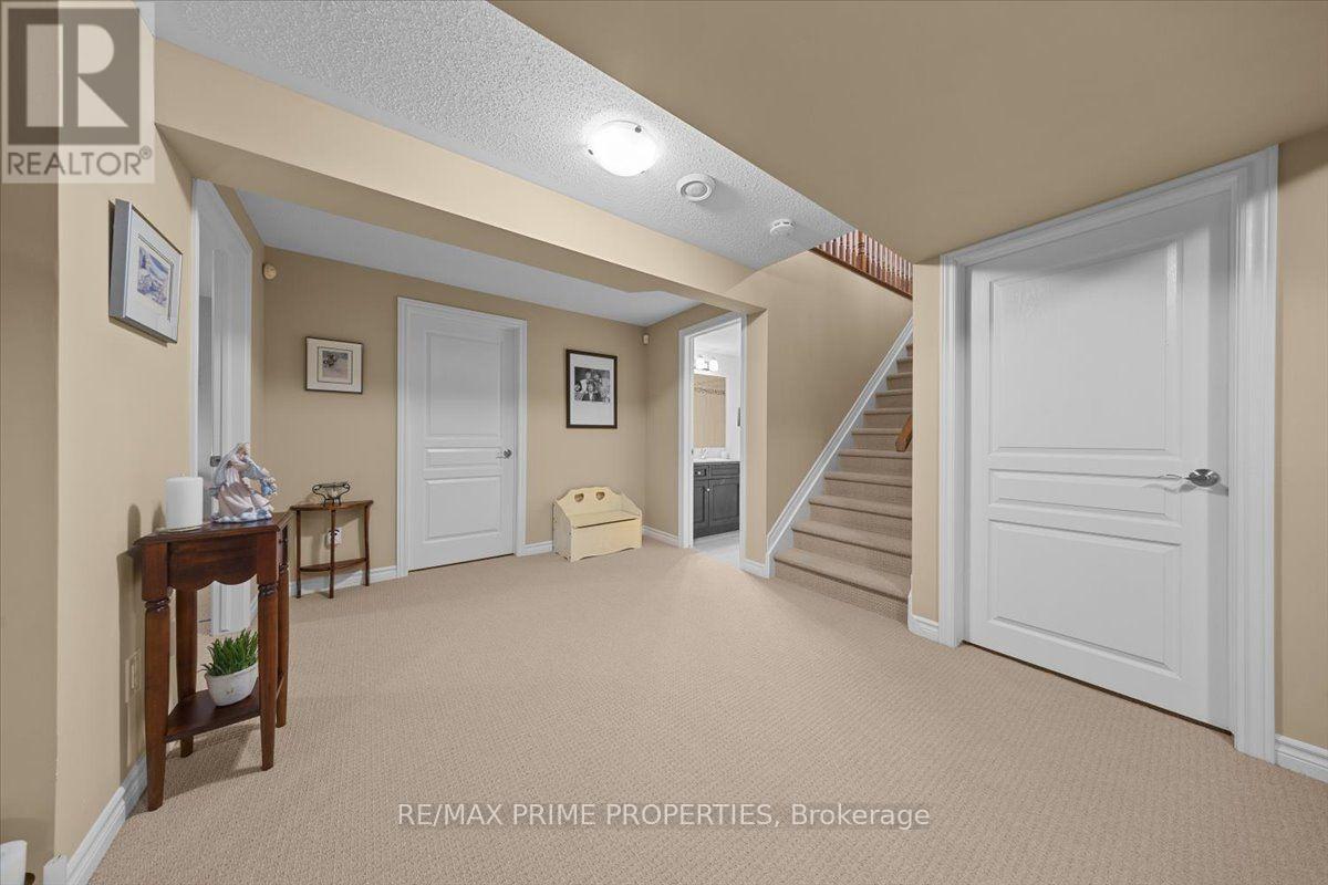 341 Bobolink Ridge, Ottawa, Ontario K2V 0B9 - Photo 37 - X13700666