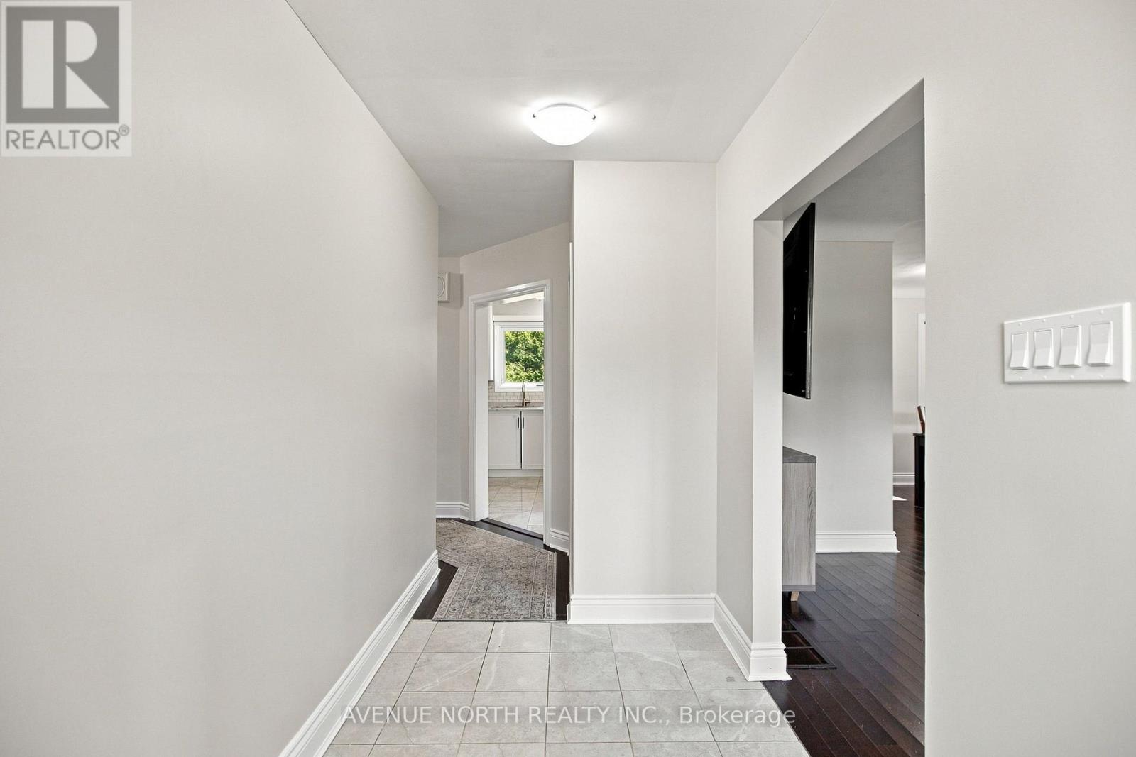 66 Epworth Avenue, Ottawa, Ontario  K2G 2M1 - Photo 6 - X13700708