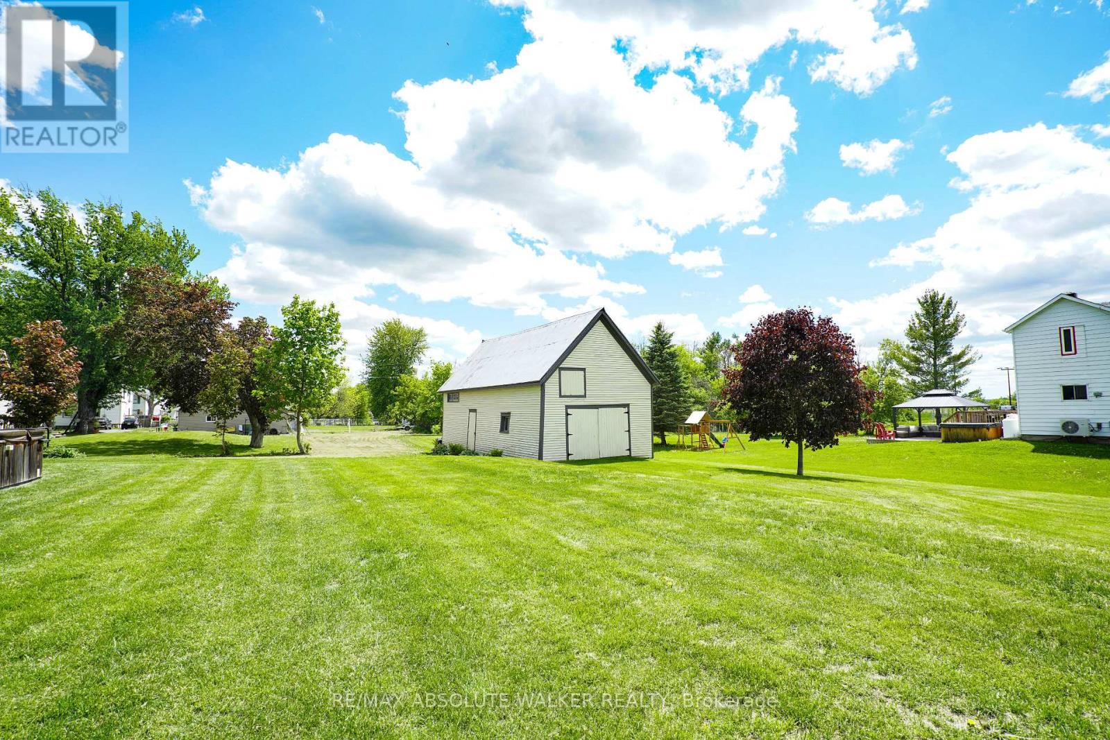 3302 Main Street, North Stormont, Ontario K0C 1C0 - Photo 43 - X13700740