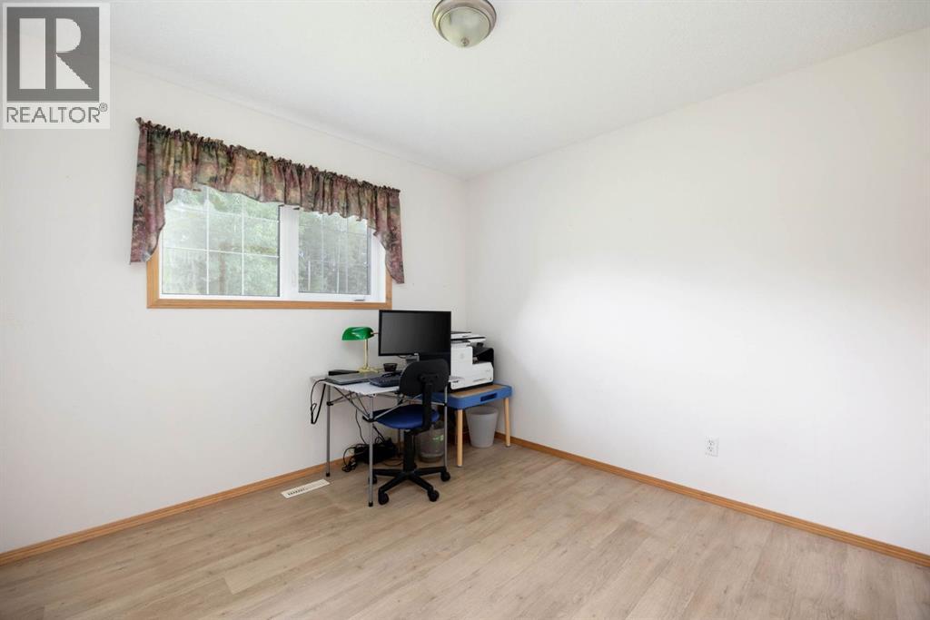 205 Cheecham Drive, Anzac, Alberta  T0P 1J0 - Photo 18 - A2336817