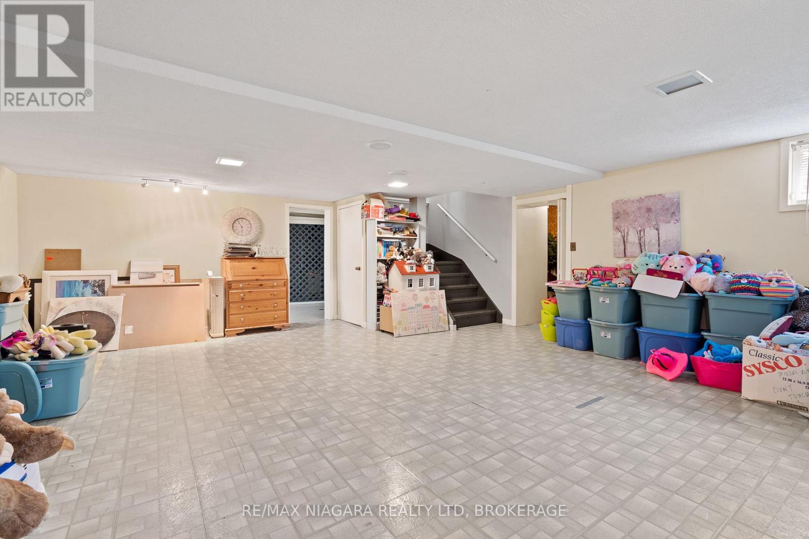 17 Walnut Street, Port Colborne, Ontario  L3K 2T7 - Photo 28 - X13700722