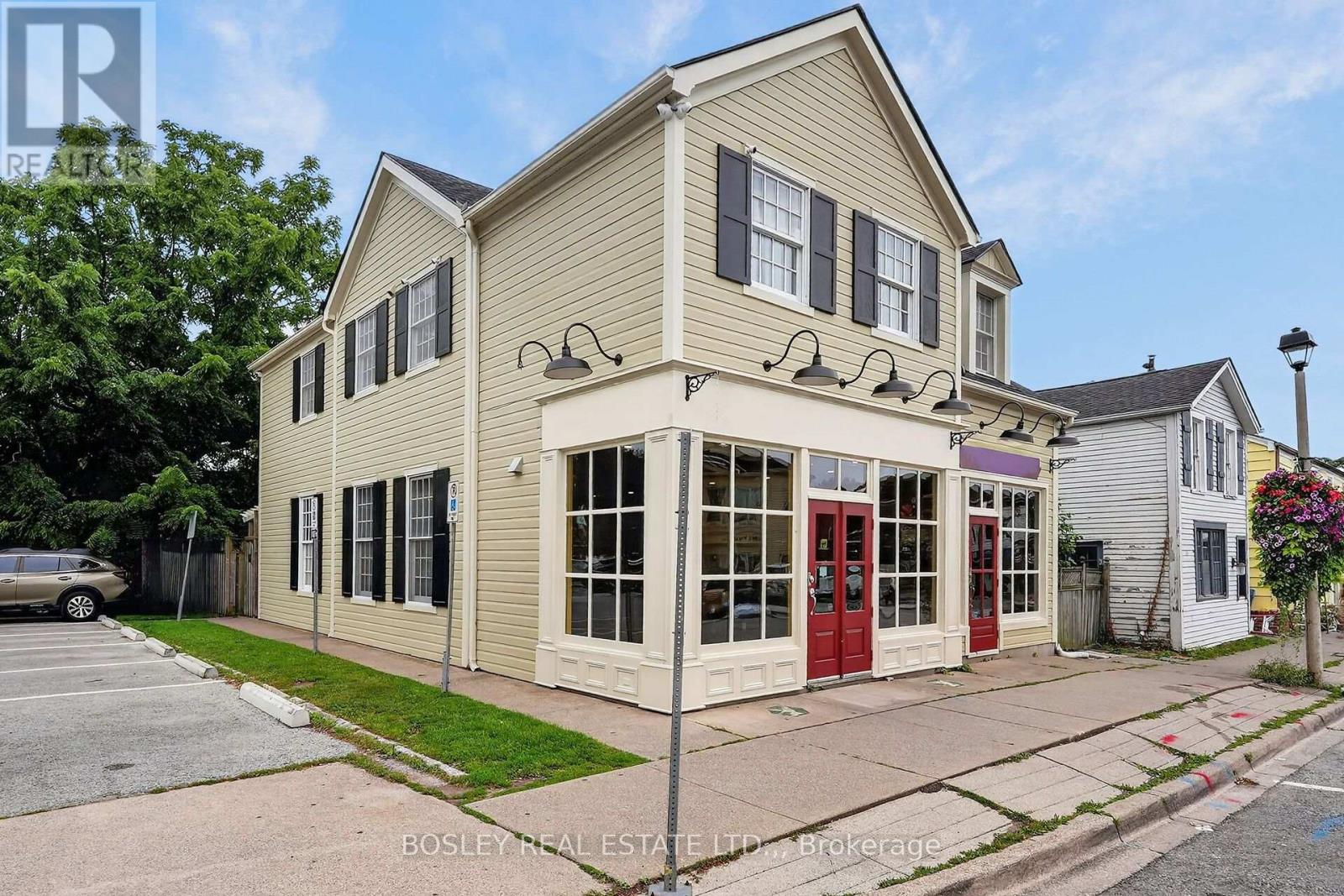 38 Market Street, Niagara-On-The-Lake, Ontario L0S 1J0 - Photo 1 - X13700754