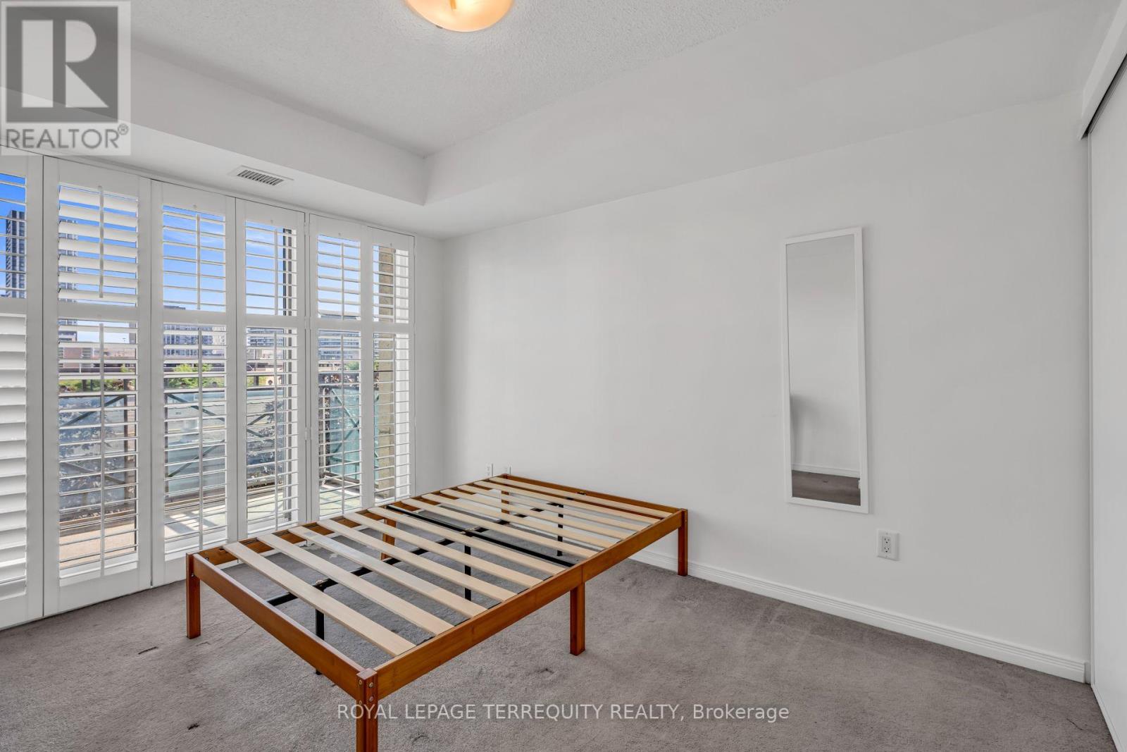 402 - 205 The Donway W, Toronto, Ontario  M3B 3S5 - Photo 18 - C13700680