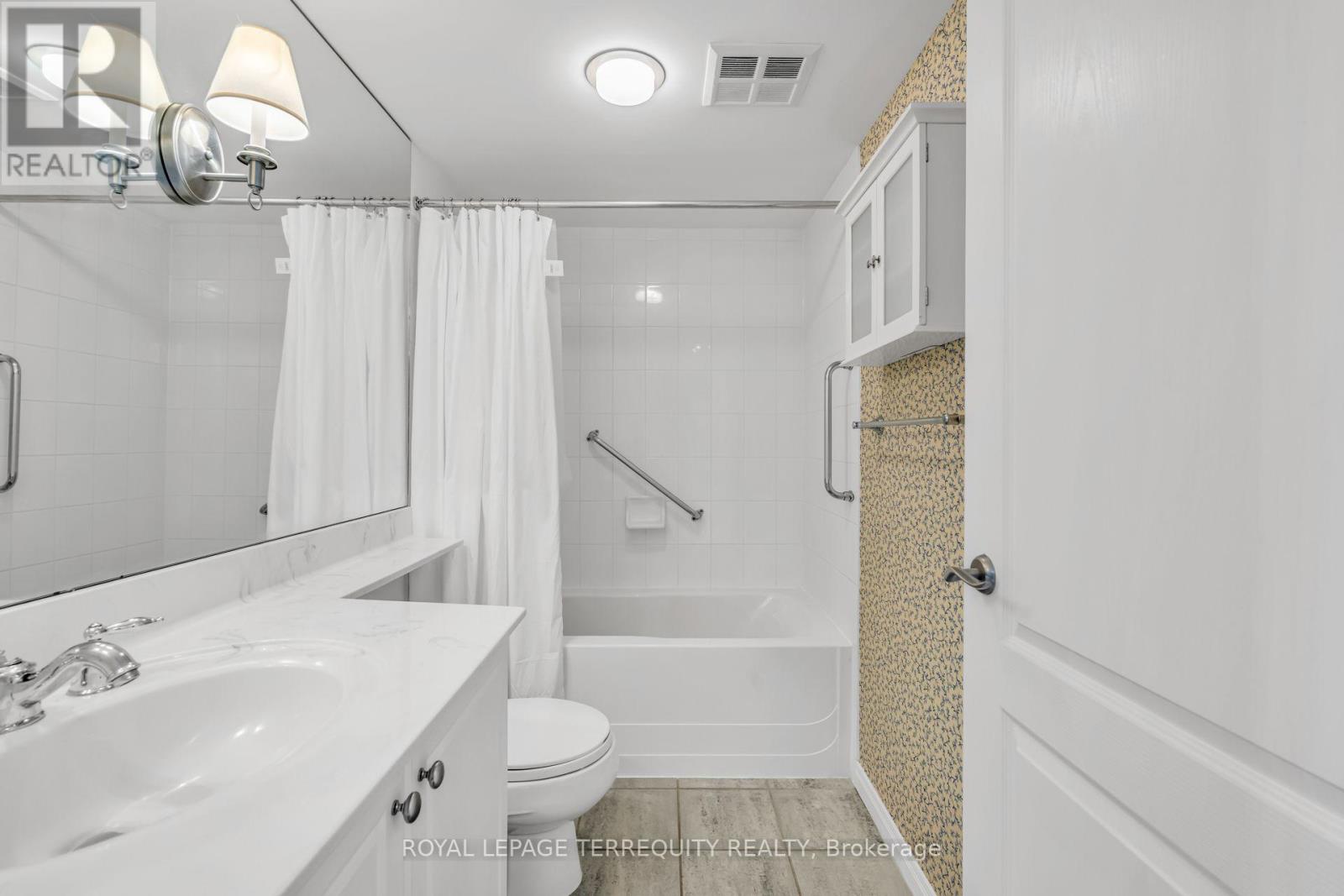 402 - 205 The Donway W, Toronto, Ontario  M3B 3S5 - Photo 21 - C13700680