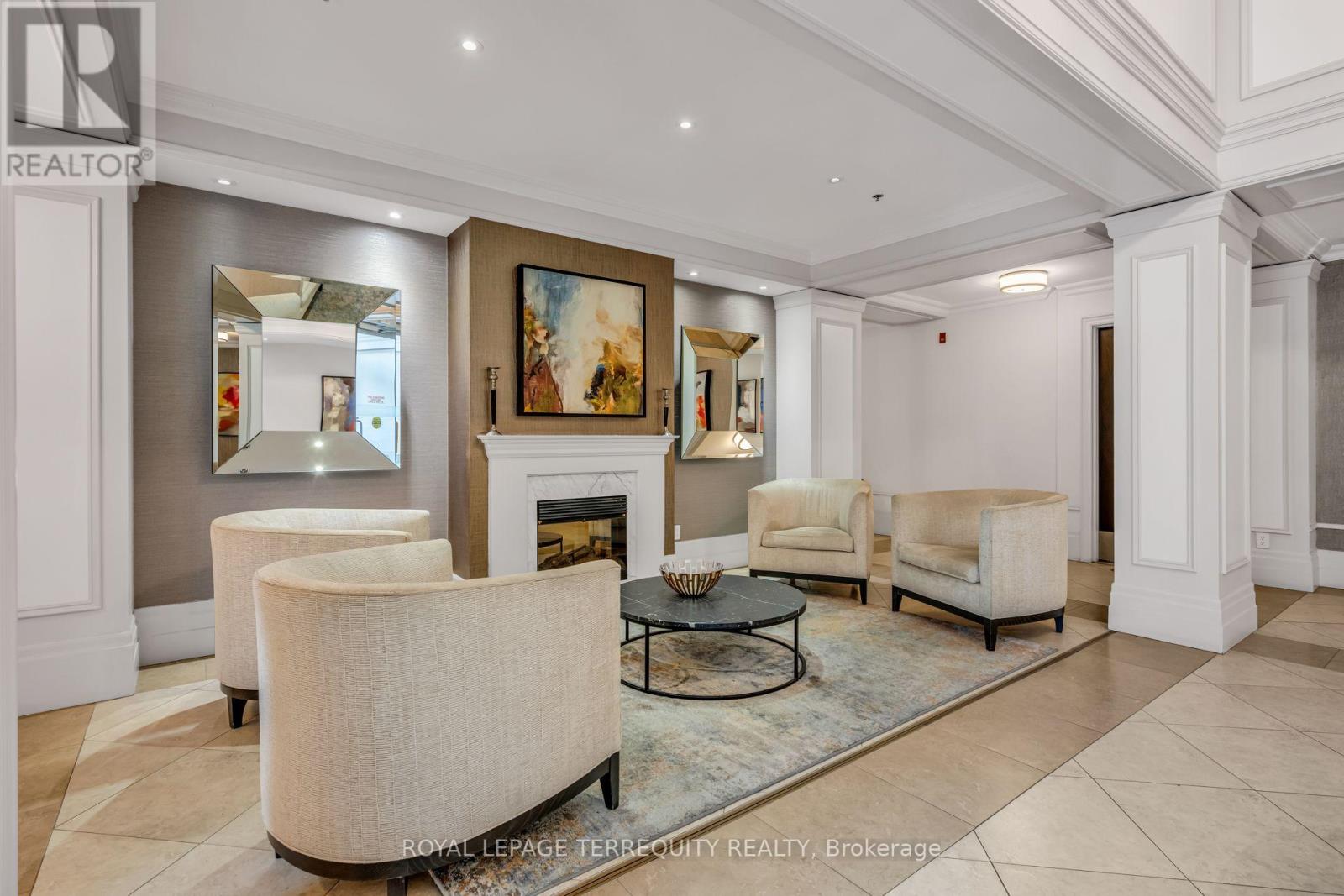 402 - 205 The Donway W, Toronto, Ontario  M3B 3S5 - Photo 3 - C13700680