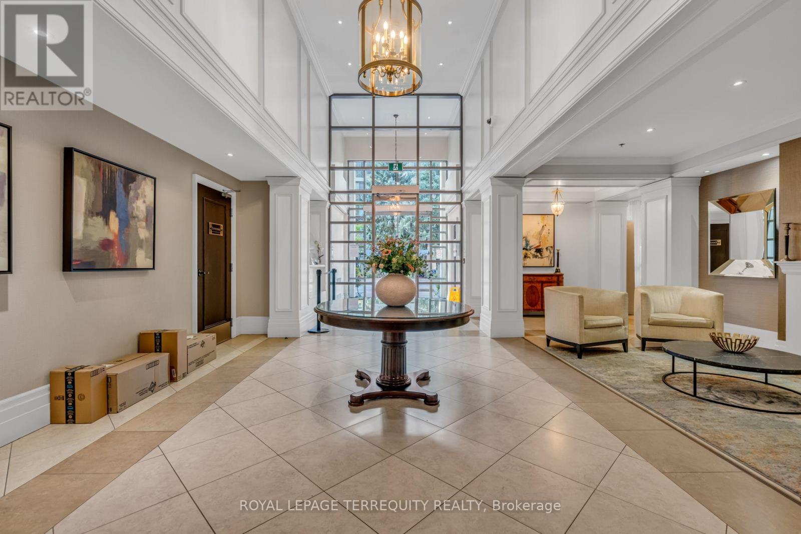 402 - 205 The Donway W, Toronto, Ontario  M3B 3S5 - Photo 4 - C13700680