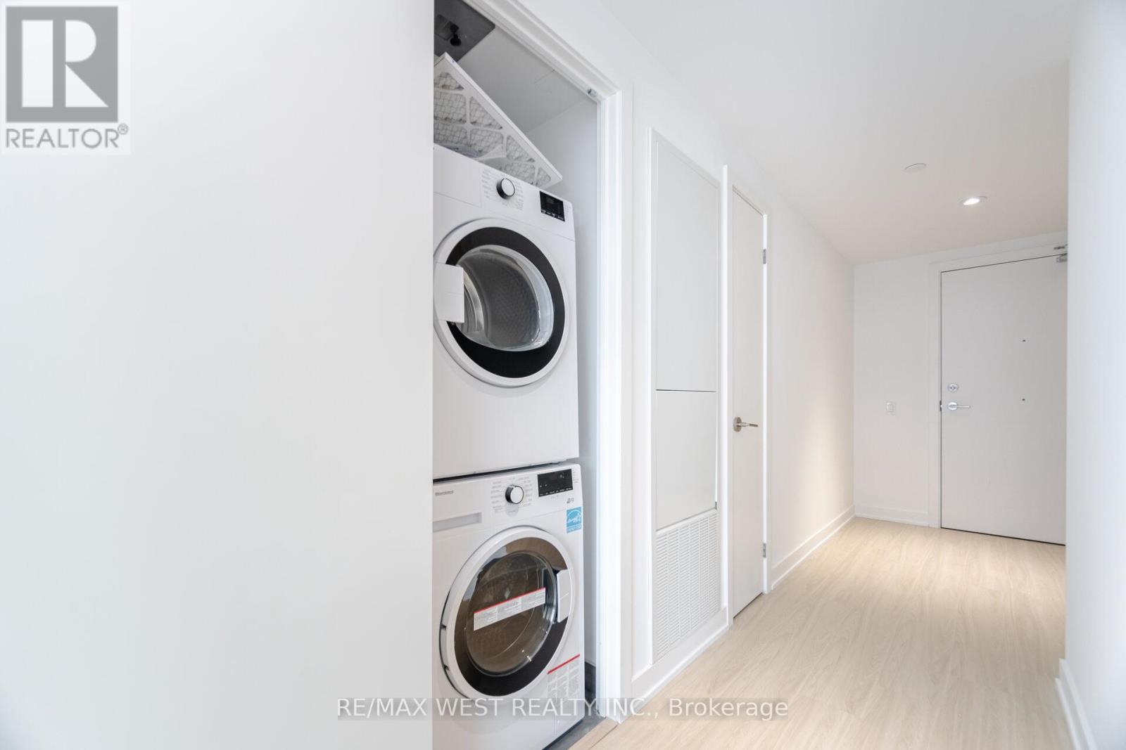 3505 - 8 Wellesley Street W, Toronto, Ontario  M4Y 0J5 - Photo 20 - C13700710