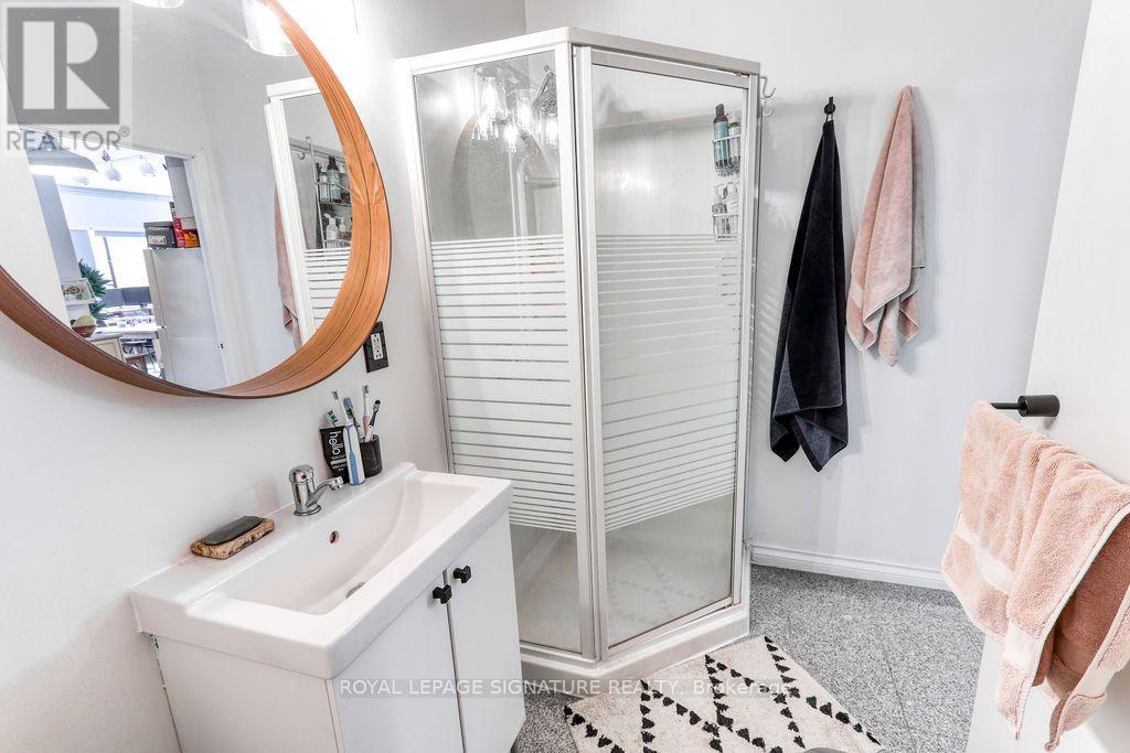 Unit B - 44 Stafford Street, Toronto, Ontario  M6J 2R8 - Photo 5 - C13700736