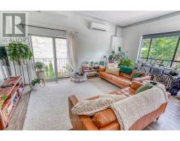 UNIT B - 44 STAFFORD STREET, Toronto, Ontario