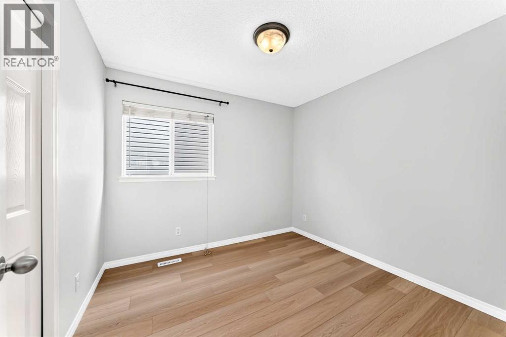 352 Copperfield Gardens Se, Calgary, Alberta  T2Z 4C3 - Photo 10 - A2338704