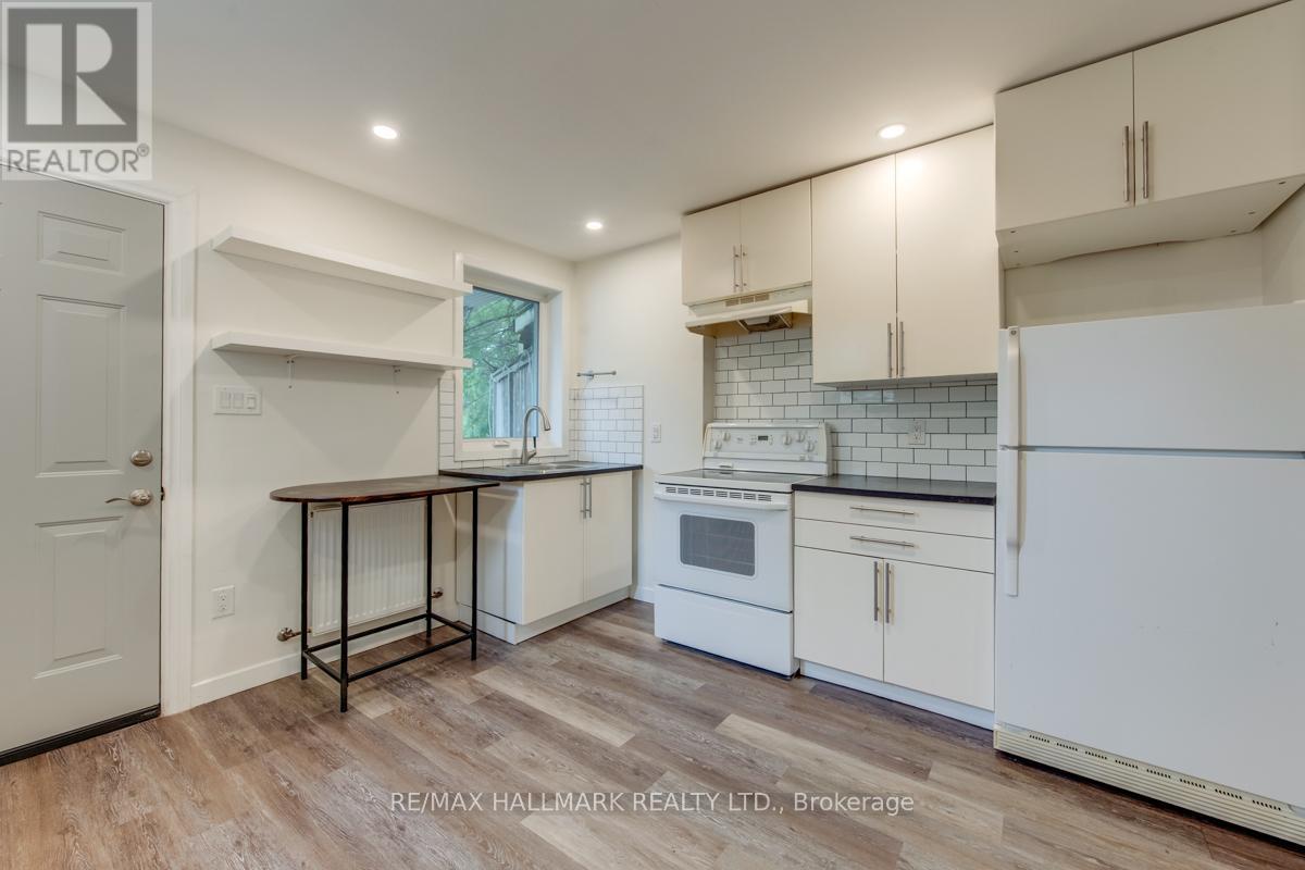 MAIN - 233 KINGSTON ROAD, Toronto, Ontario
