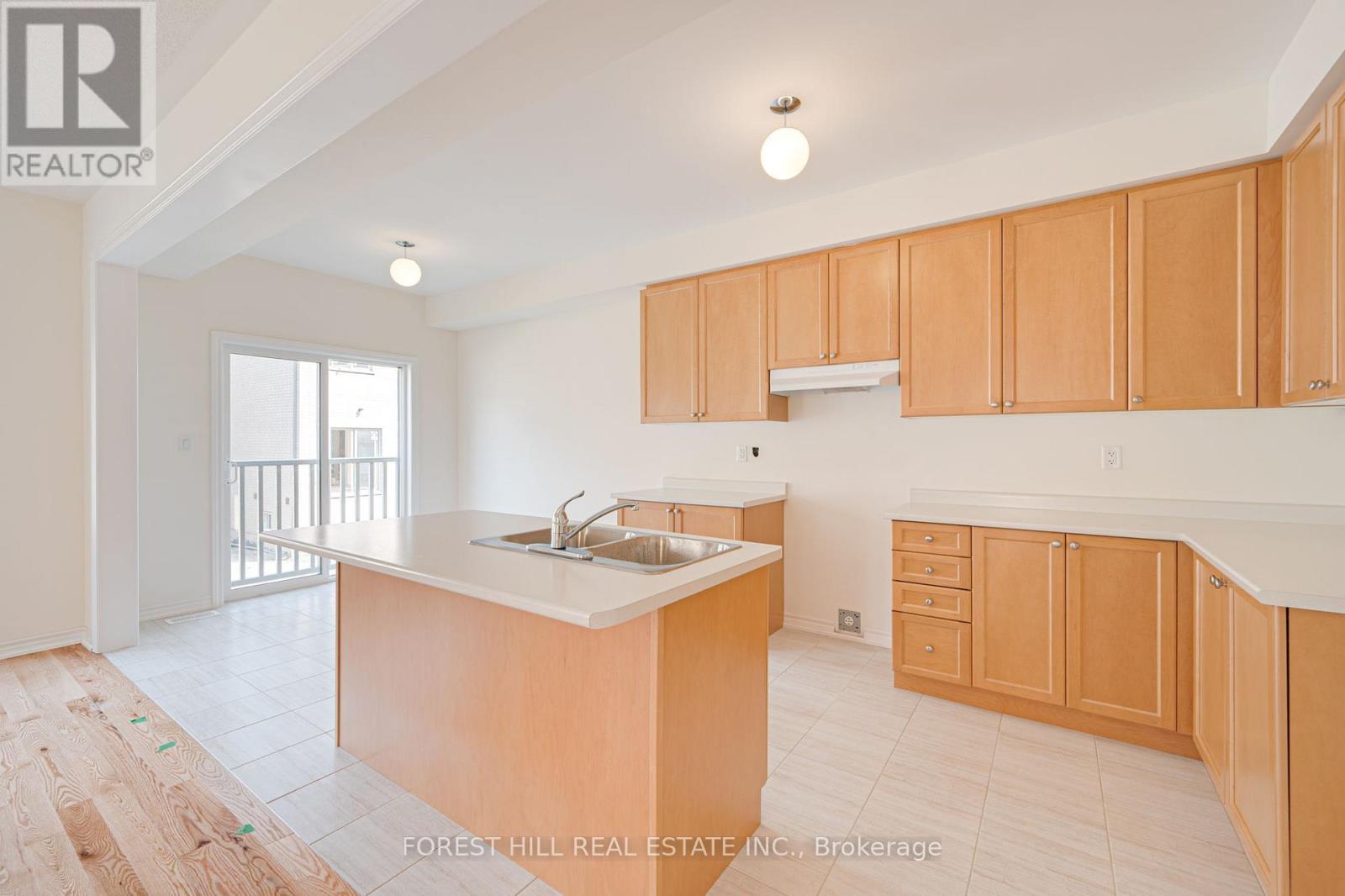 2429 Angora Street, Pickering, Ontario  L1X 2R2 - Photo 4 - E13700750