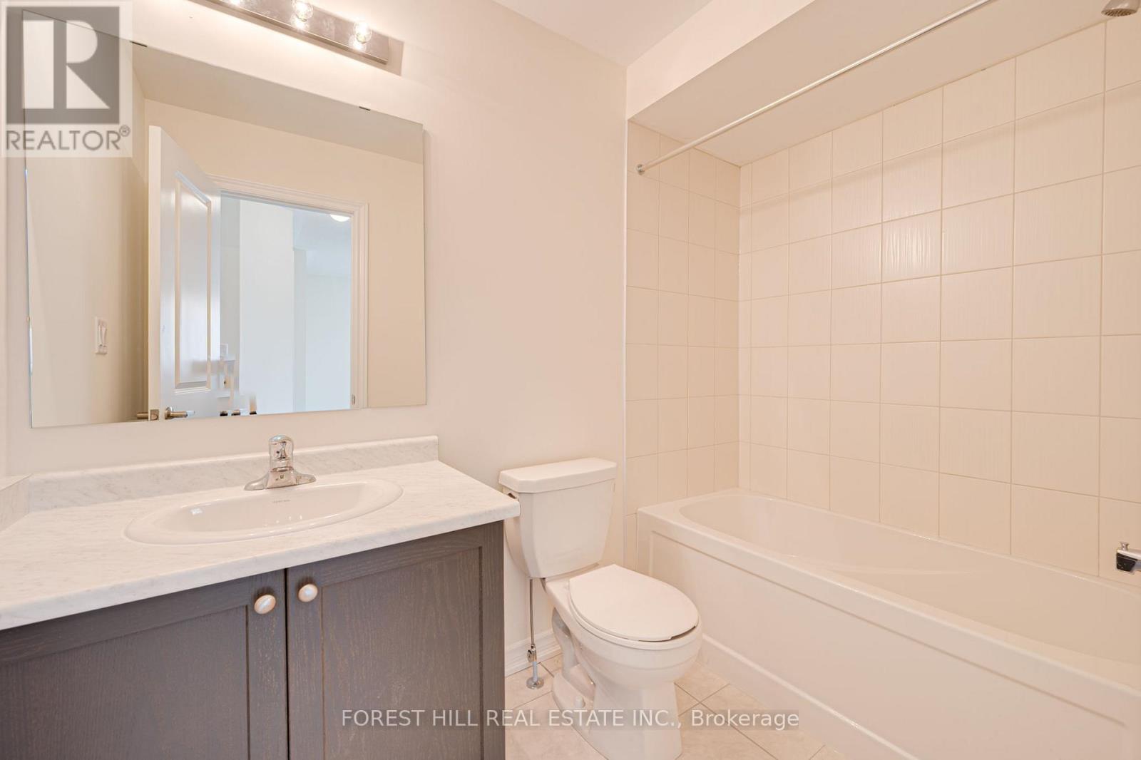 2429 Angora Street, Pickering, Ontario  L1X 2R2 - Photo 7 - E13700750