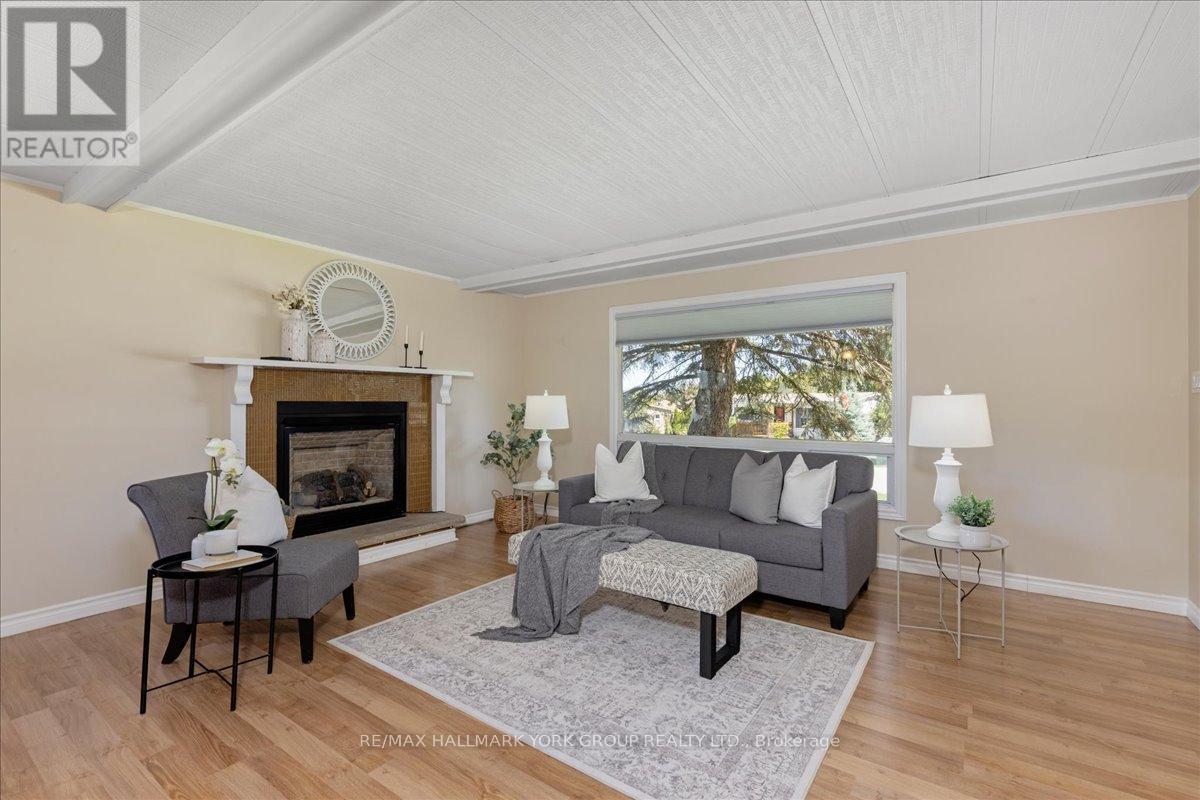 120 Roxanna Drive, Georgina, Ontario  L0E 1R0 - Photo 9 - N13700660