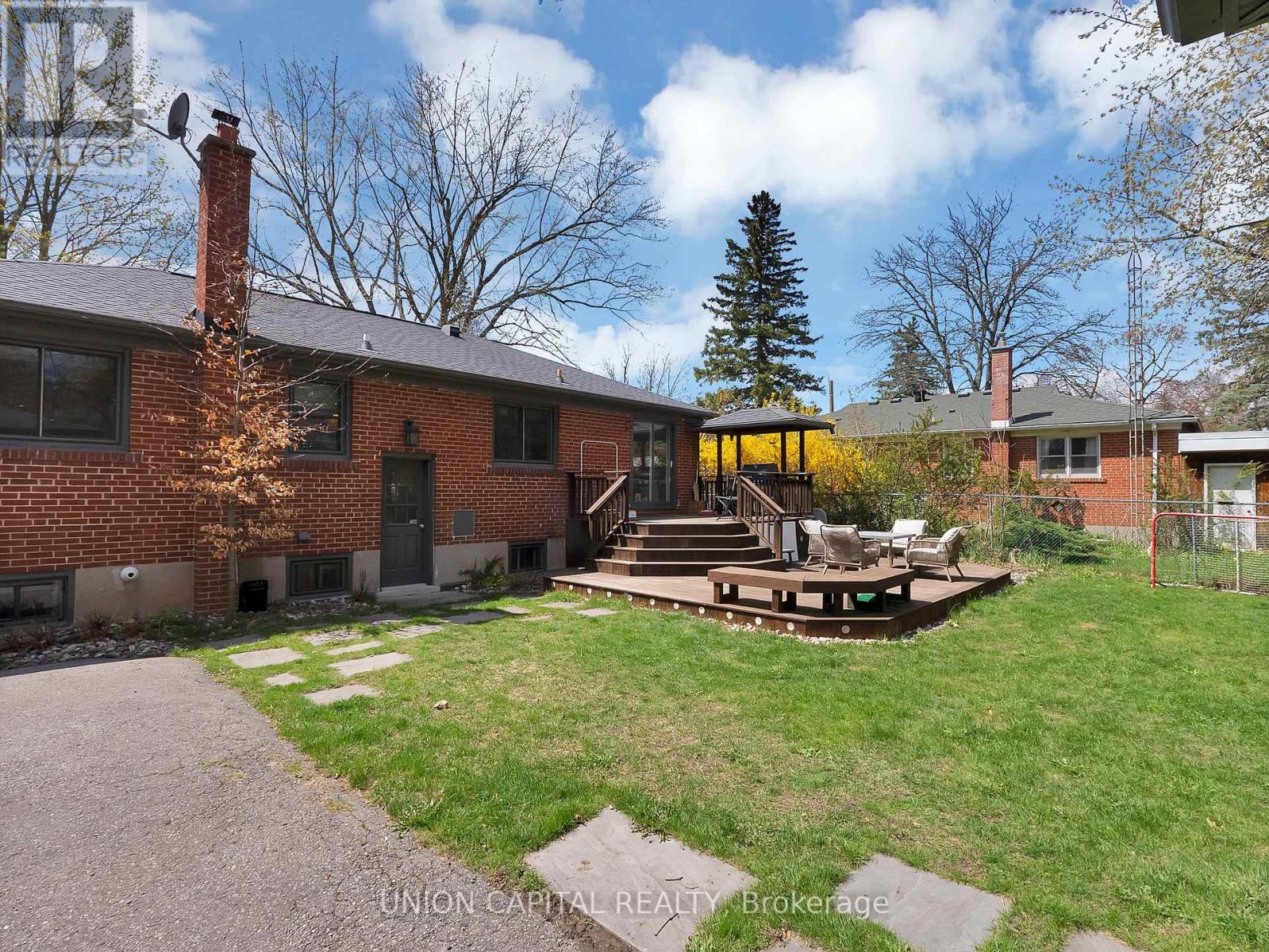 111 Libby Boulevard, Richmond Hill (Mill Pond), Ontario  L4C 4V4 - Photo 30 - N13700678