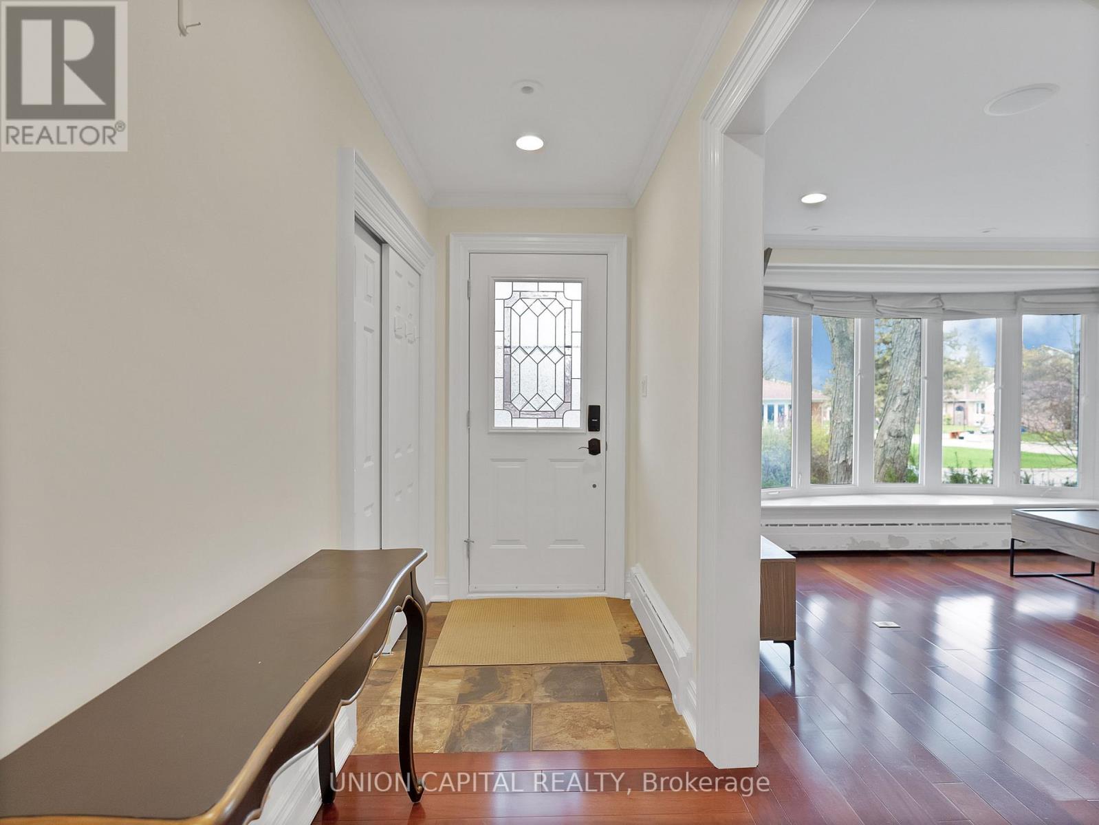 111 Libby Boulevard, Richmond Hill (Mill Pond), Ontario  L4C 4V4 - Photo 4 - N13700678