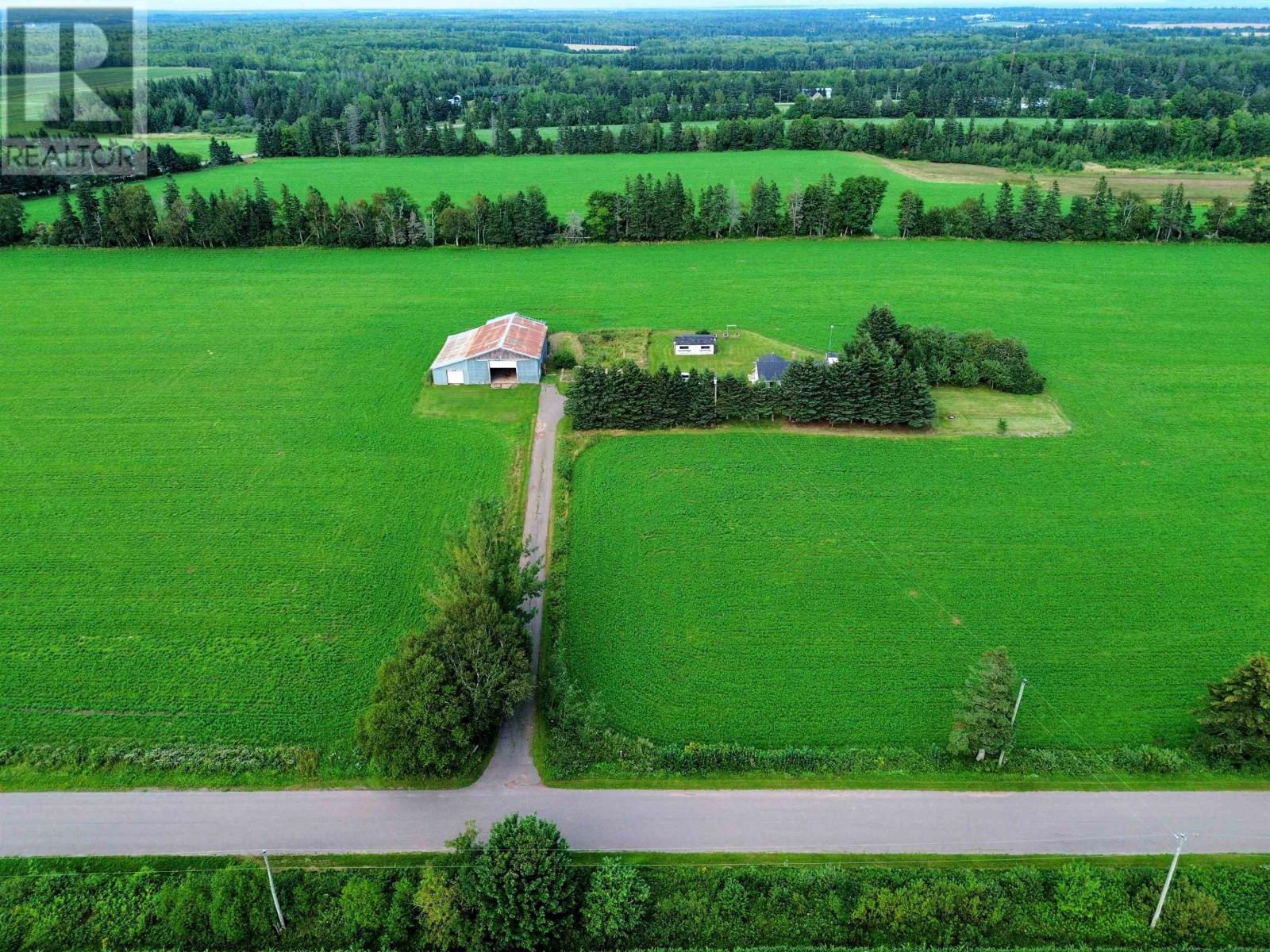 67 Maclellan Road, Grand River, Prince Edward Island  C0B 1Y0 - Photo 5 - 202621135