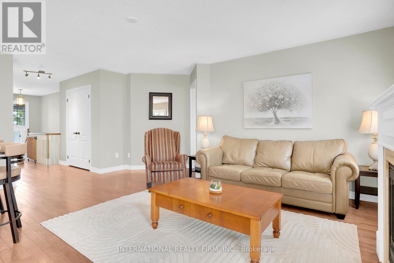 3 Maple Crown Terrace, Barrie (Innis-Shore), Ontario  L4M 7H3 - Photo 21 - S13700726