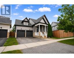3 MAPLE CROWN TERRACE, Barrie, Ontario
