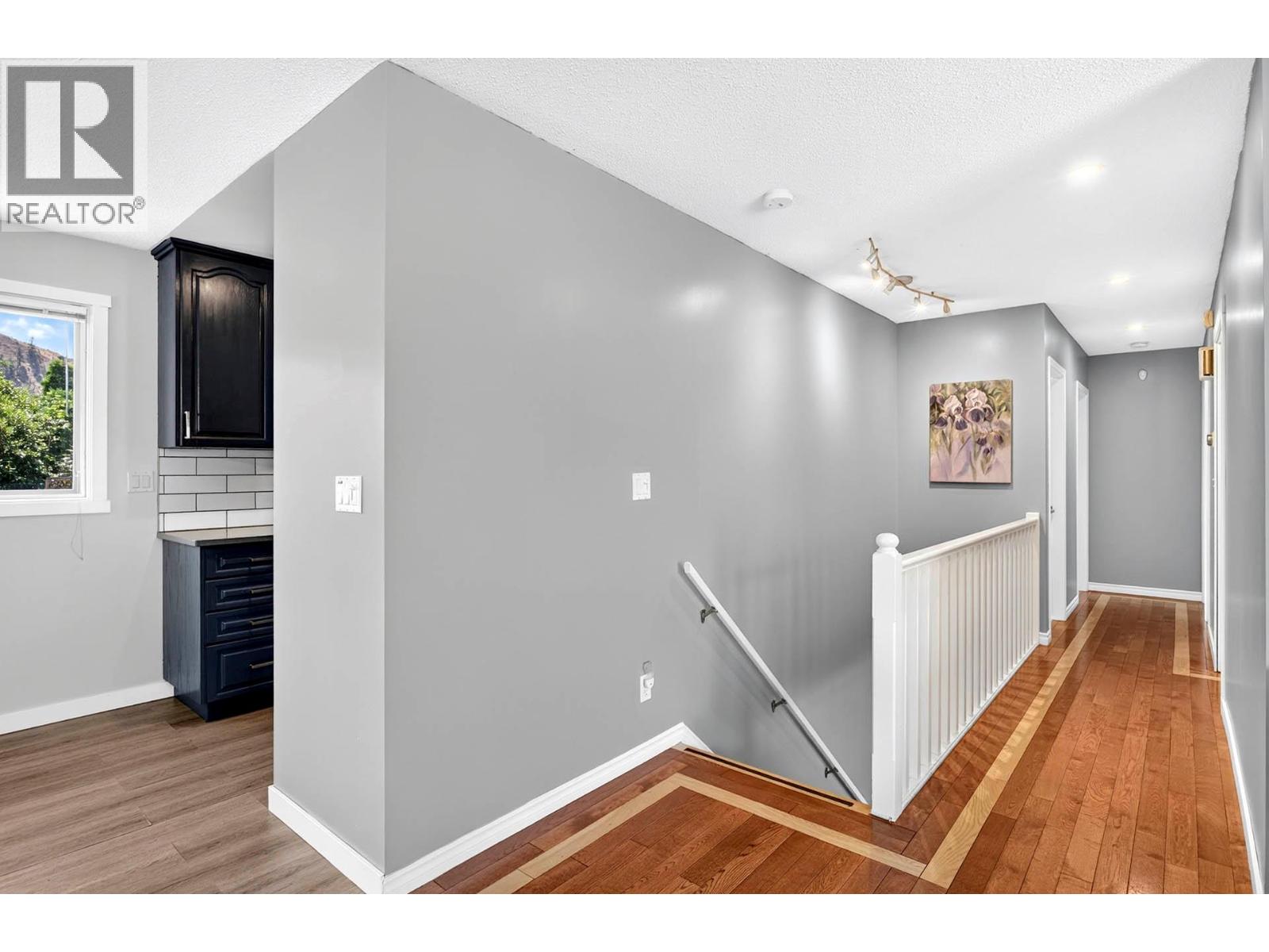 6555 Chukar Drive, Kamloops, British Columbia  V2C 4T9 - Photo 10 - 10398281