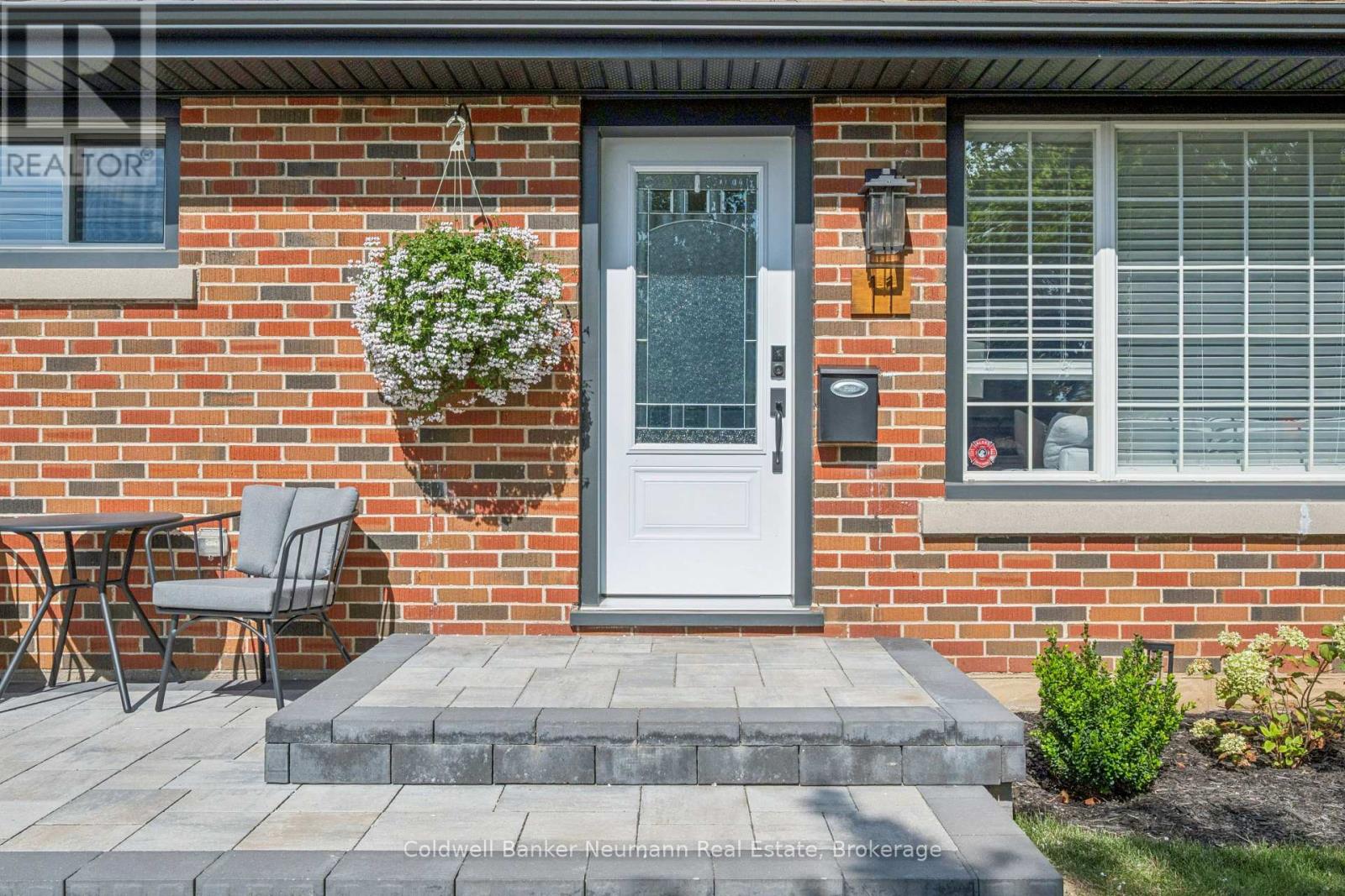 11 Western Avenue, Guelph (Junction/onward Willow), Ontario  N1H 6A5 - Photo 5 - X13700688