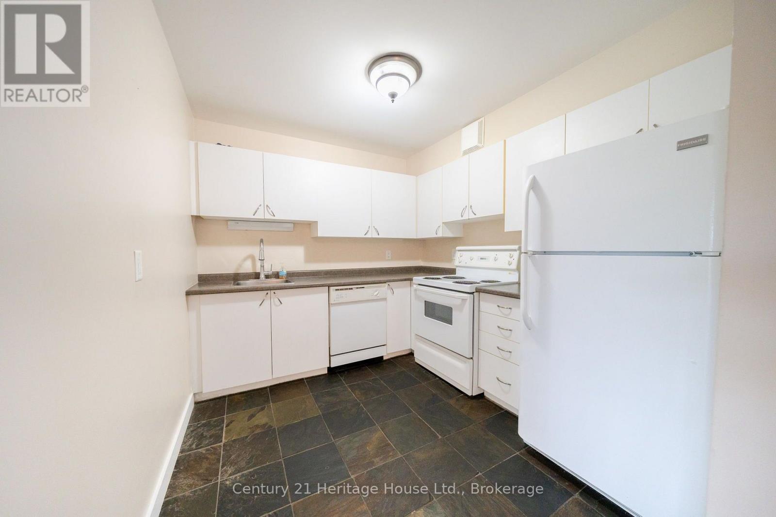 318 - 15 Hofstetter Avenue, Kitchener, Ontario  N2A 3Z7 - Photo 18 - X13700706