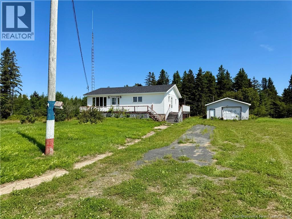 3109 Rue Morais, Bas-Caraquet, New Brunswick
