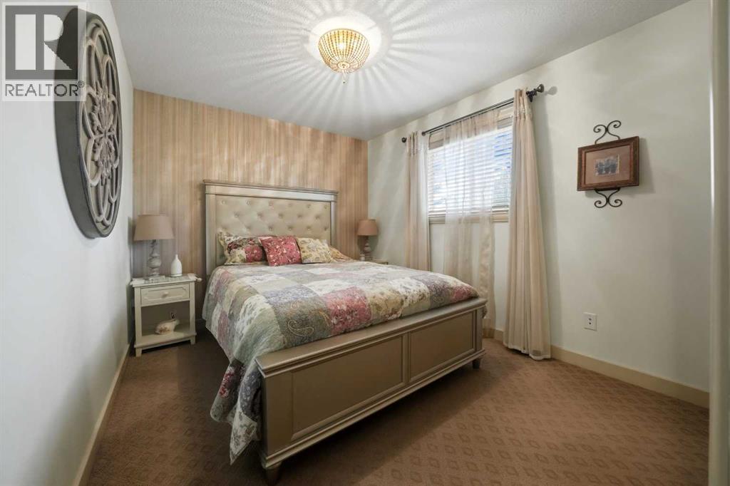 3 Legacy Cove, Sylvan Lake, Alberta  T4S 2M8 - Photo 12 - A2311860