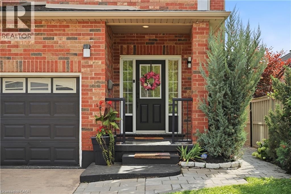 167 Broadoaks Drive, Cambridge, Ontario  N1T 0B3 - Photo 2 - 40856343